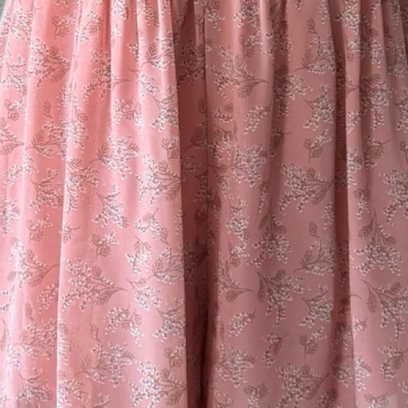 ✅She + Sky Rose Pink Floral Chiffon Wrap Romper - Picture 3 of 15